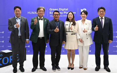 Professor Nam-Joon Cho,Dr Kim Sang-Hyup, Dr Moeldoko, Dr Soonmin Bae, Dr. Yuhyun Park, CEO Choi Jin-Young