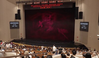 原創(chuàng)音樂劇《對鳥》在杭首演